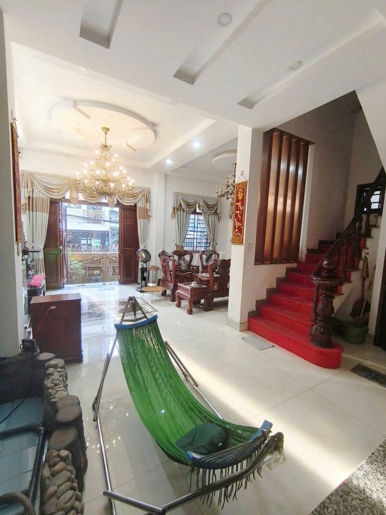 Rent a villa - 5 Linh Chiểu street (near vincom)