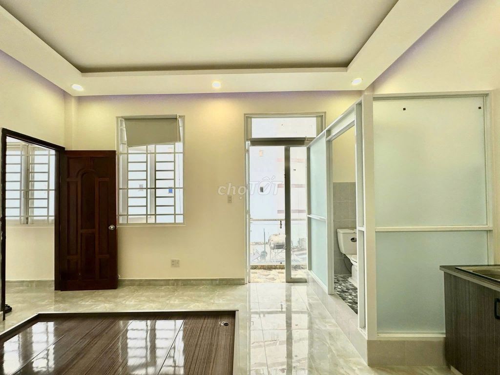 In the inside room, on your own balcony, Thạch Lam Tân Phú only 4 million5