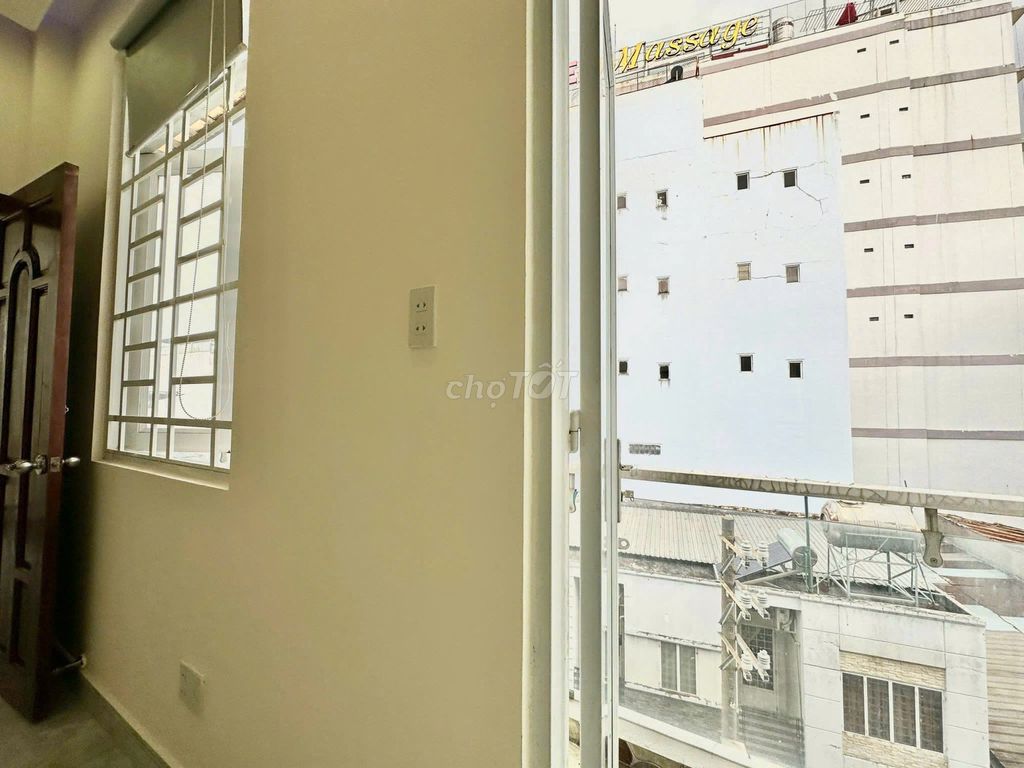 In the inside room, on your own balcony, Thạch Lam Tân Phú only 4 million5