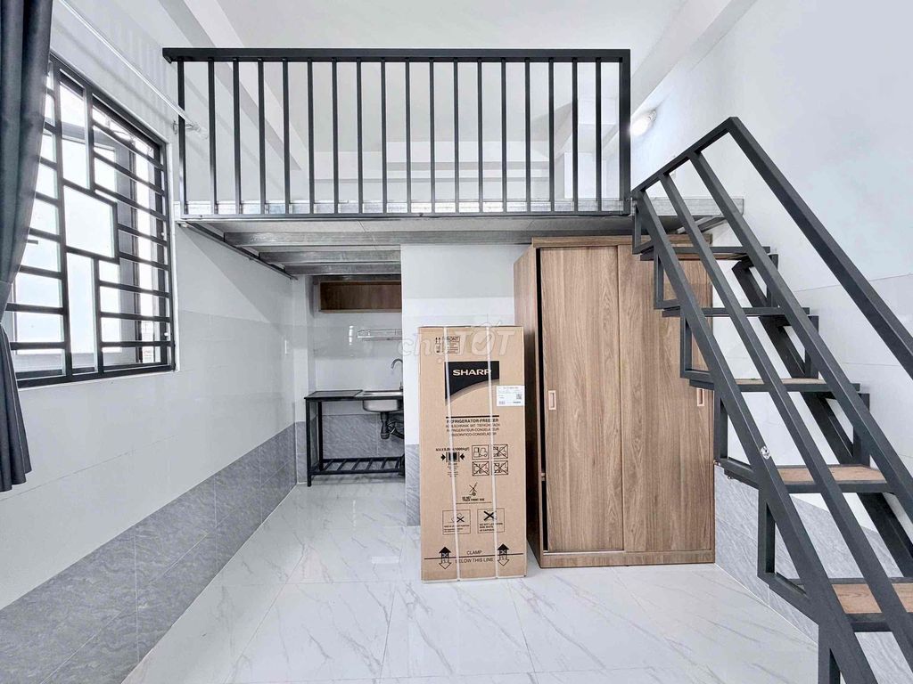 A safe room with a security guard. Tân Bình vhu and halt
