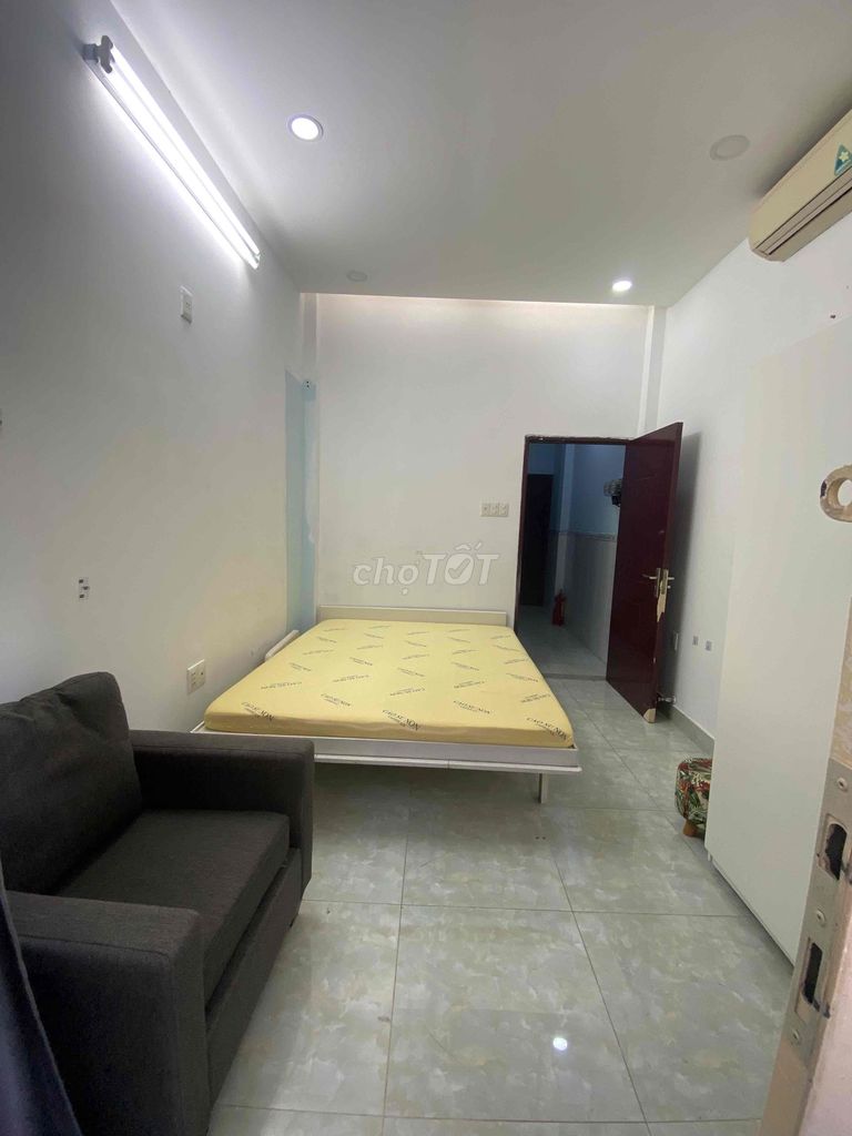 Rent the room full of furniture