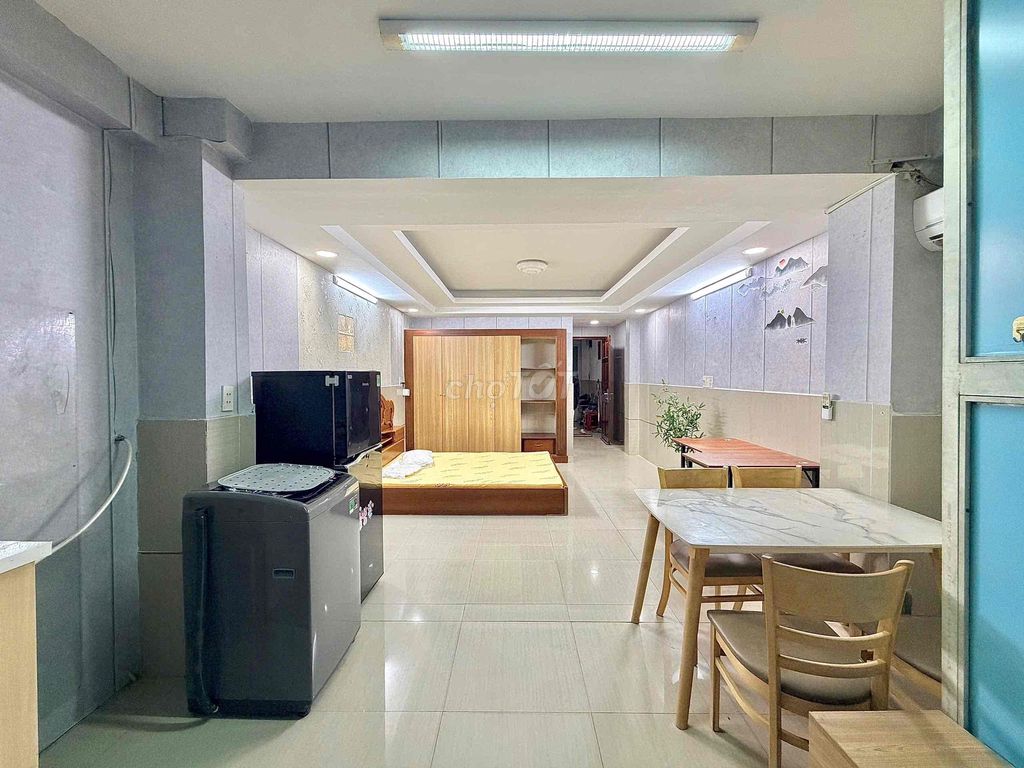 Supertress Room - Full Seven, China Village Park.