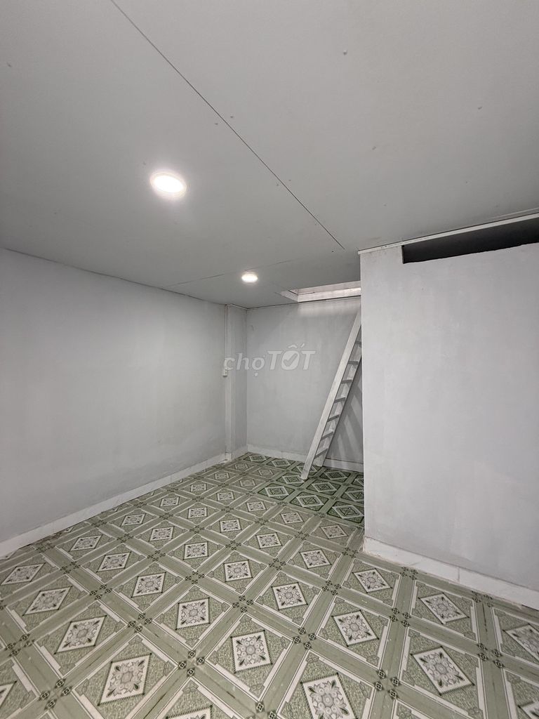 New Room Đoàn Văn Bơ District 4