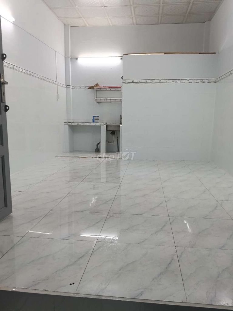 New home, clear on Bùi Tư Toàn.