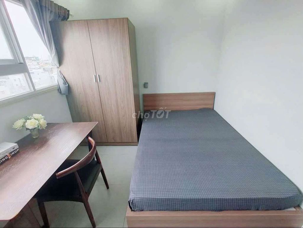Rent room.