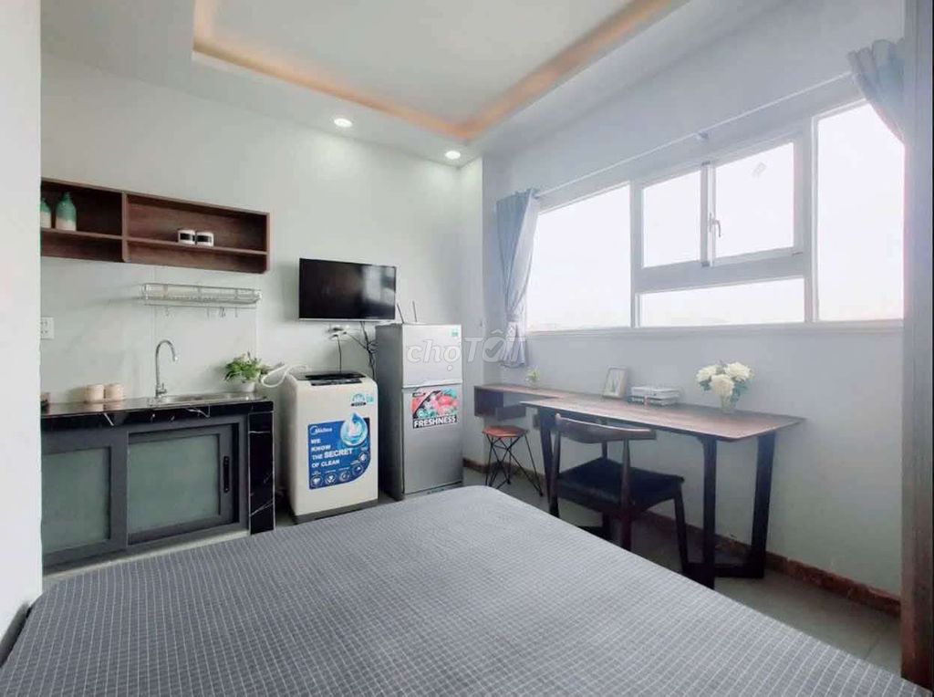 Rent room.