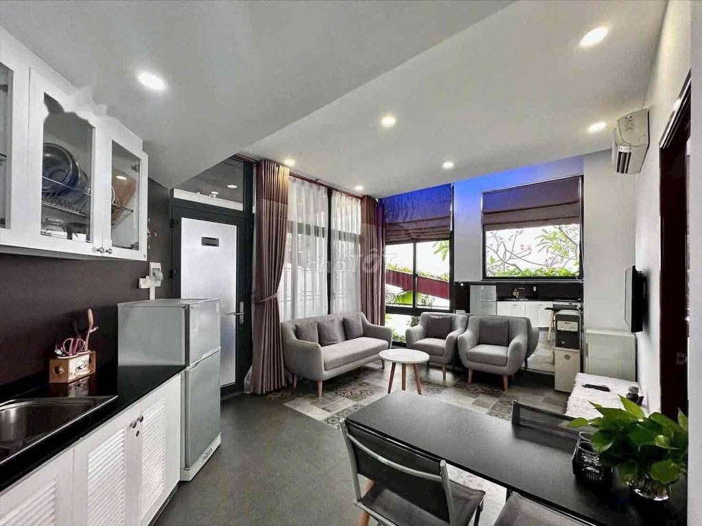 The new project is 100%, an extremely open kitchen, elevator.