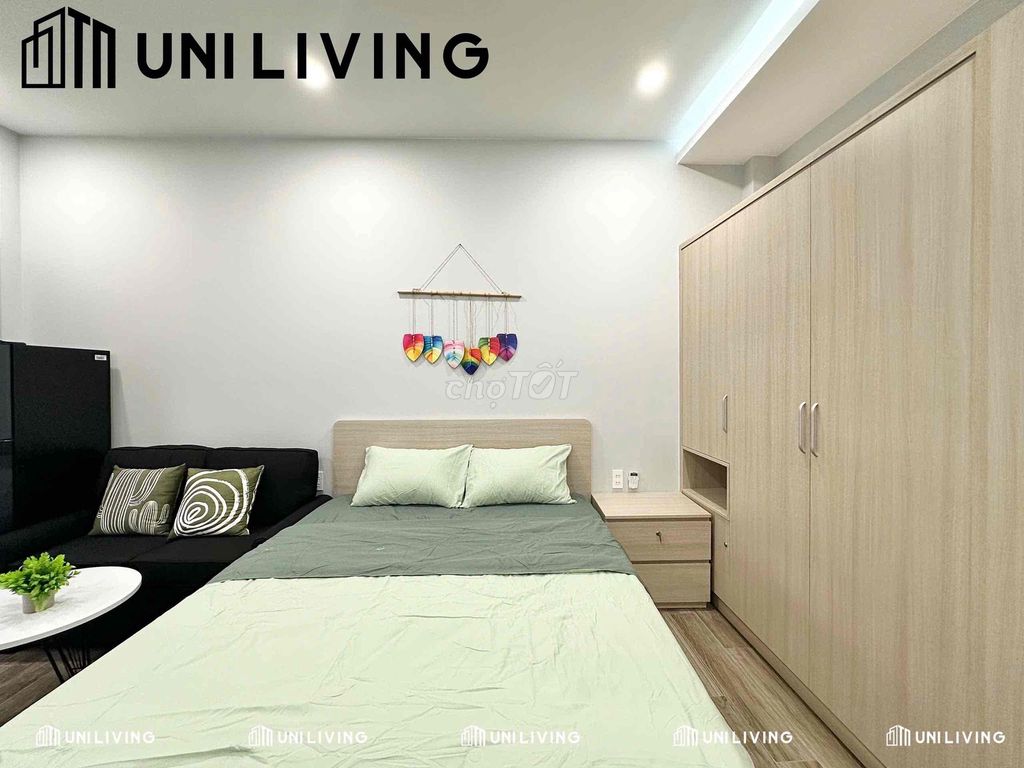 The new studio is located at Phan Văn Hân.