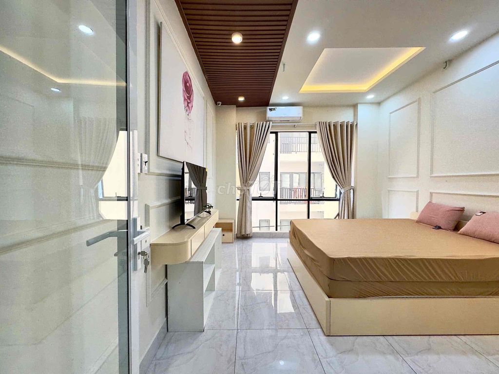 Two new rooms left for renting out a full-size interior room.