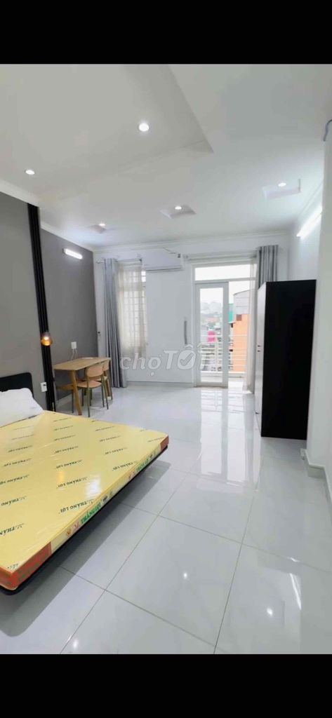 Rent us the original room 40 meters, Npn county 3.