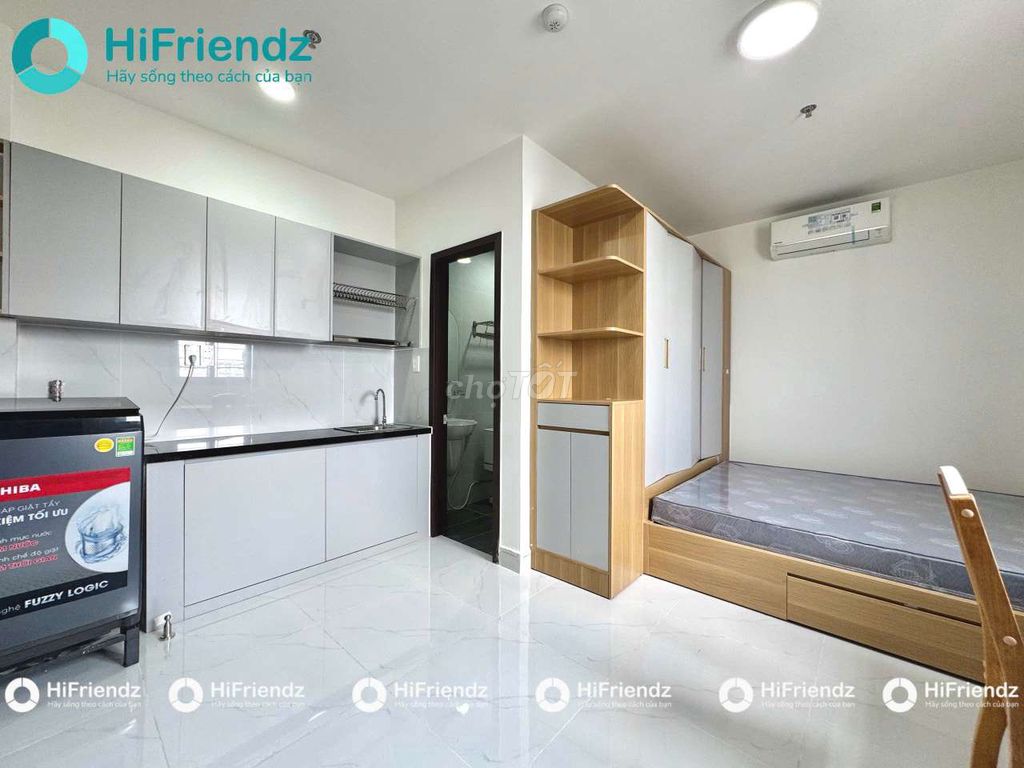 Rent the service apartment on the market.