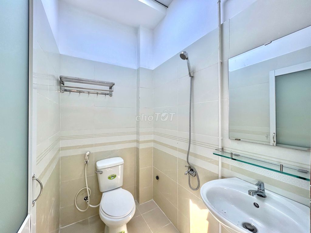 Rent the apartment full Kinh Dương Vương district 6.