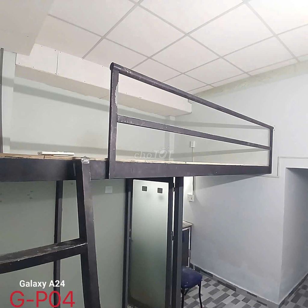A cheap student room.
