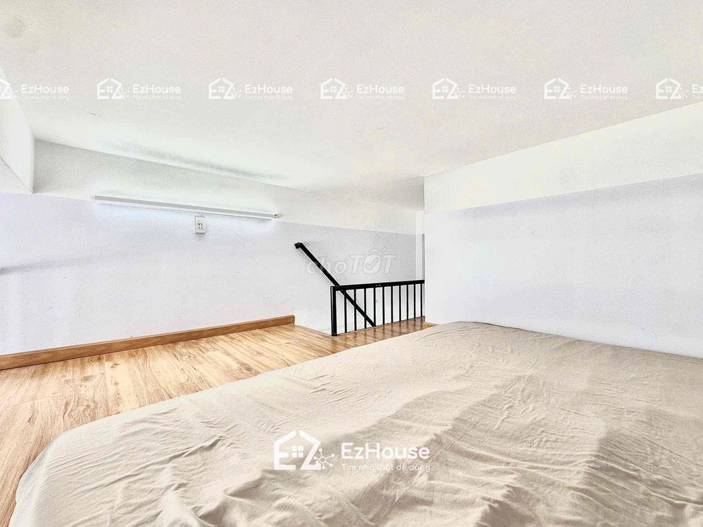 Bancol's room right here in front of the new Ngã 4 Bảy Hiền Khu Bàu Cát
