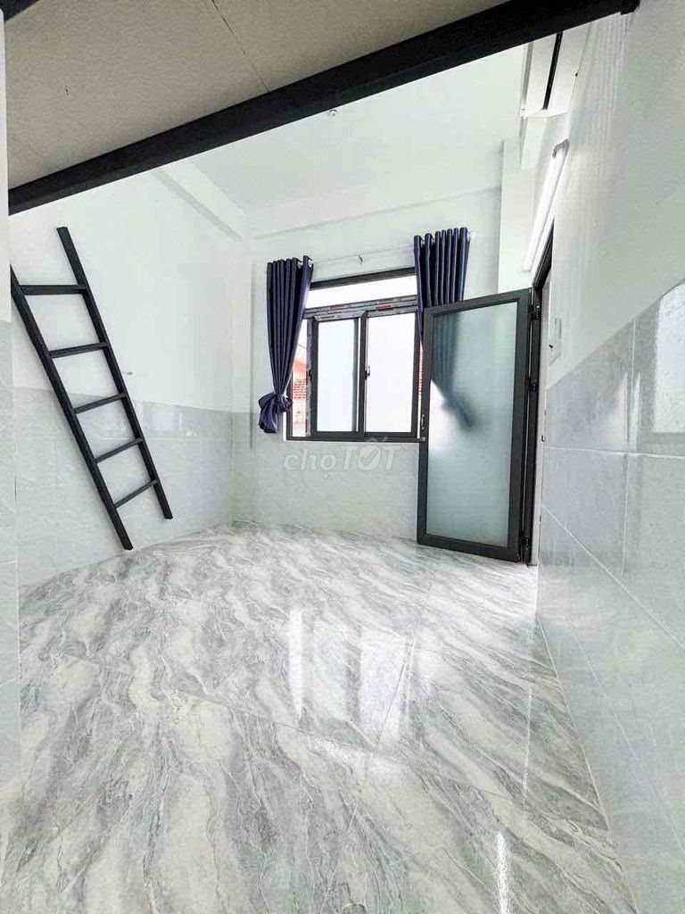 sky Window Inn