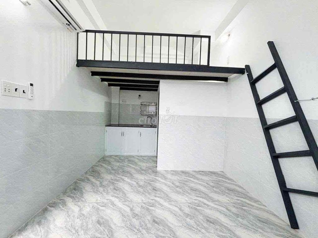 sky Window Inn