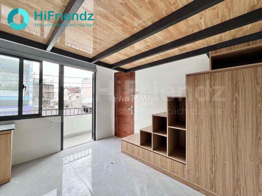 A nice clean balcony staying in the middle of a commercial literature university