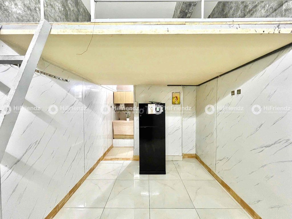 clubbering room <i>Almost interior> host - near aeon Tân Phú security