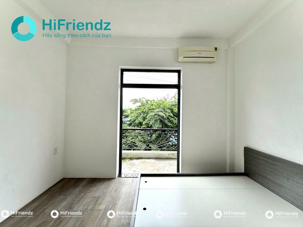The Nguyễn Oanh new balcony suite near the university is now complete.