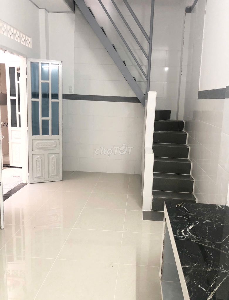 Rent room 38th, P. Squirt, tp. hcm (old 2D)