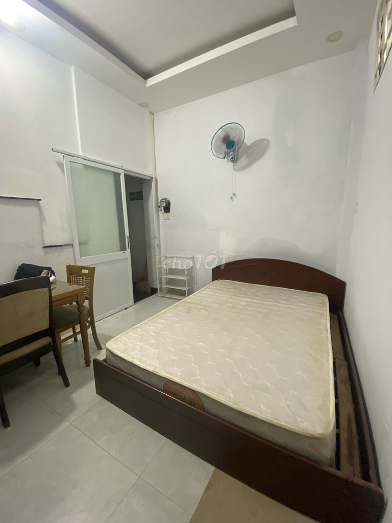 Rent Lam Sơn airport room, 3.5 million.