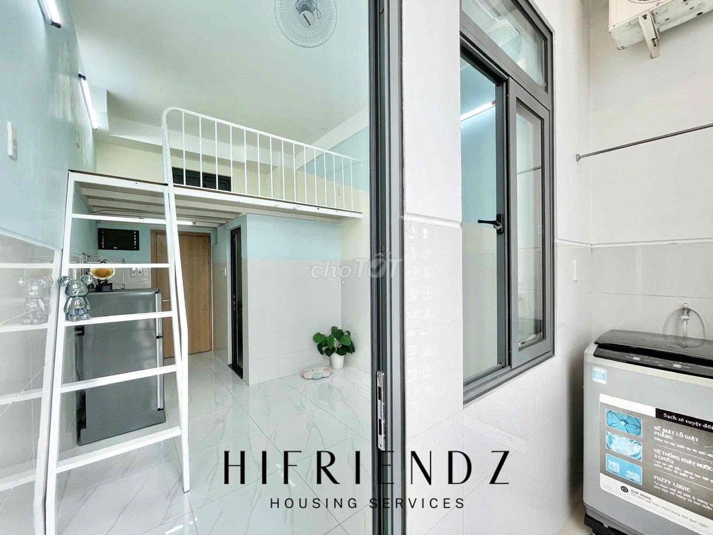 Rent a cheap, full interior hotel in the shower, balcony