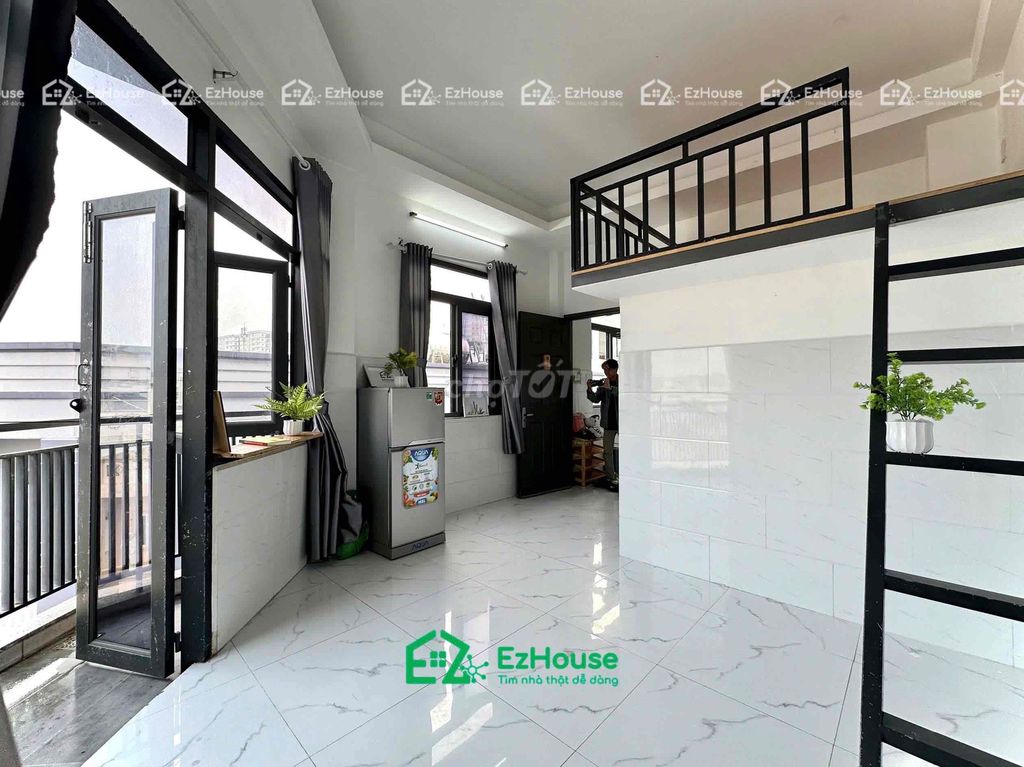Rent private balcony suites to open up the new center.