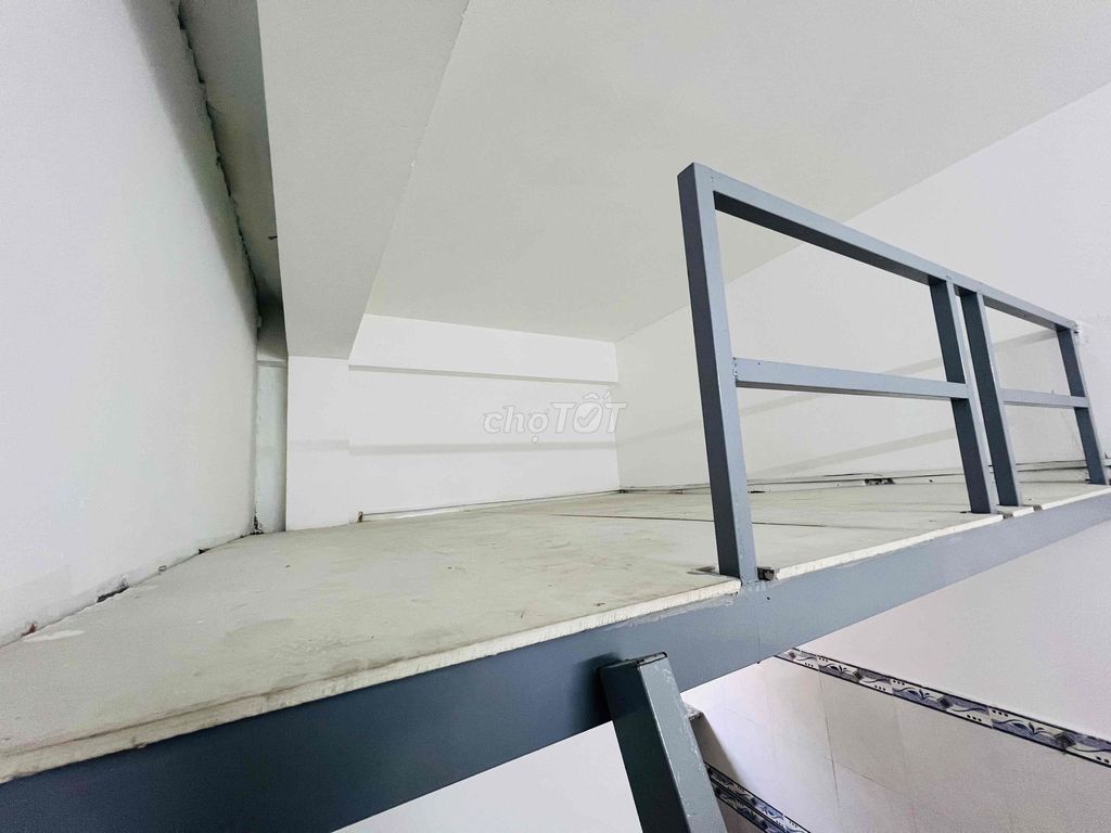 Rent the 7th desk, Trường Chinh, District 10, District 1