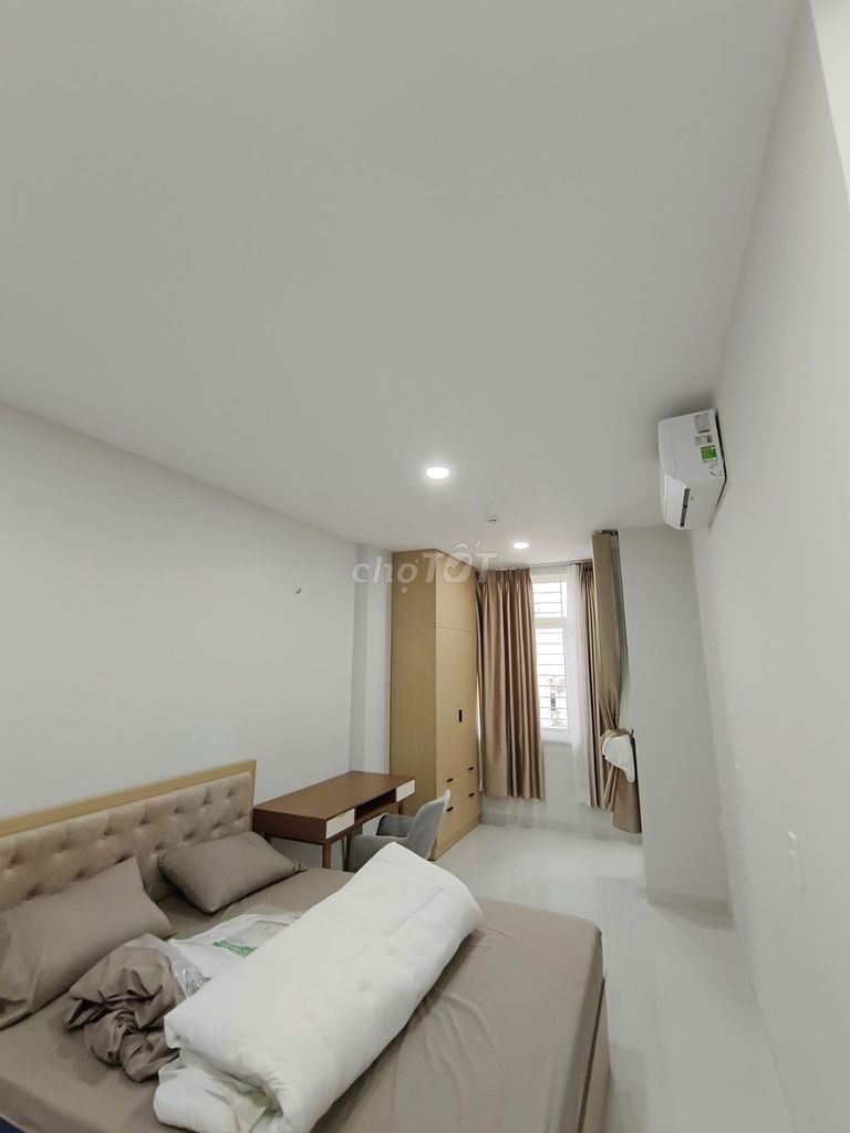 Rent the Phú Nhuận Advanced Services Room