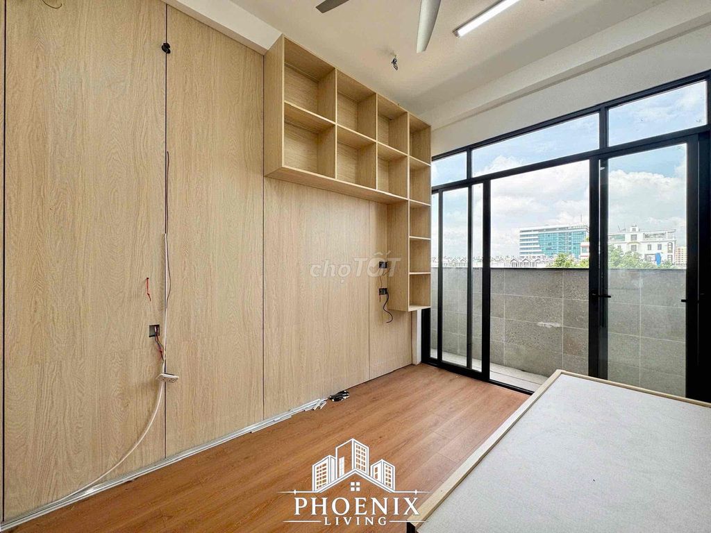 studio luxury - full furniture - bal its badge