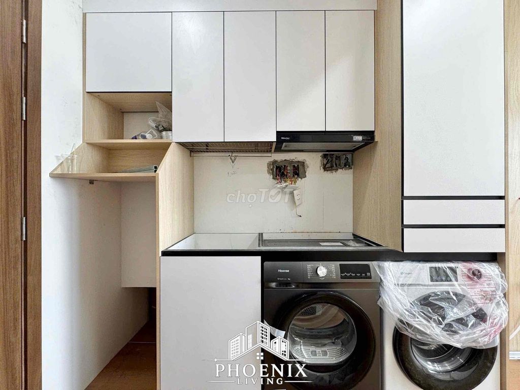 studio luxury - full furniture - bal its badge