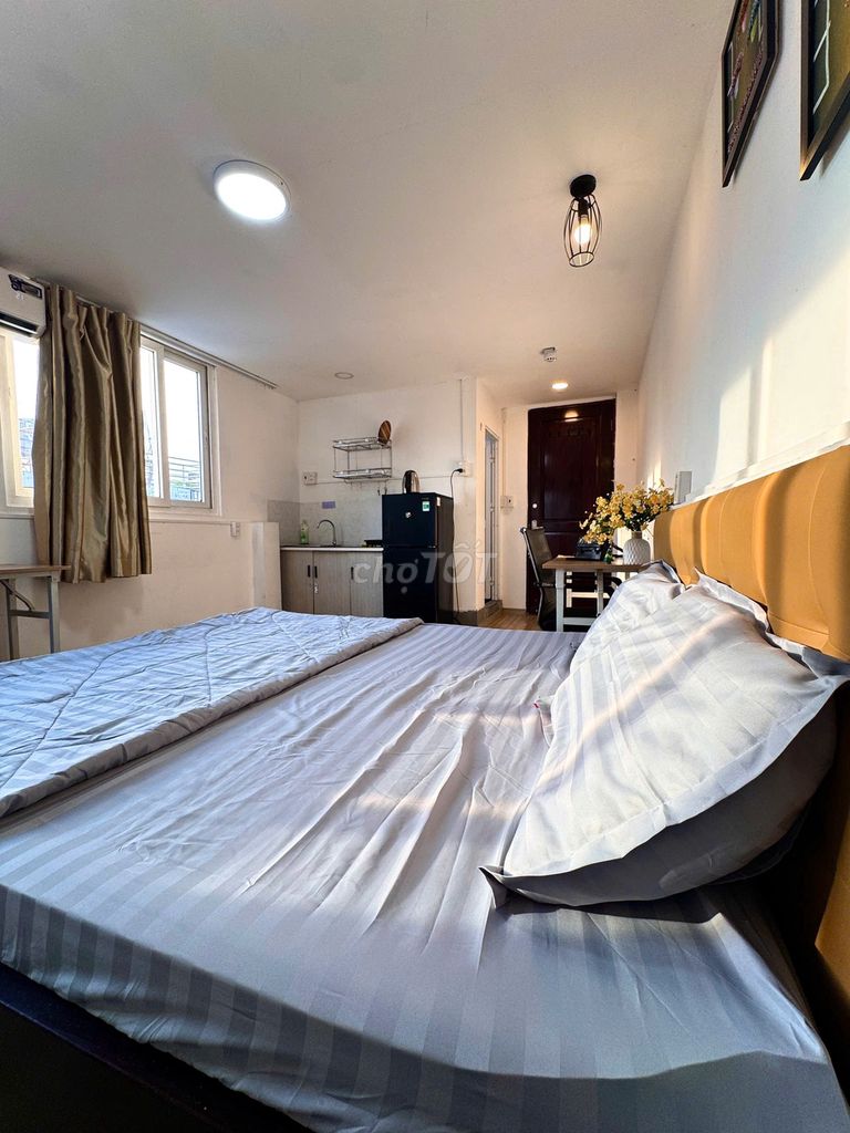 Rent the 1st county apartment near the Tân Định church, town bridge, full interior.