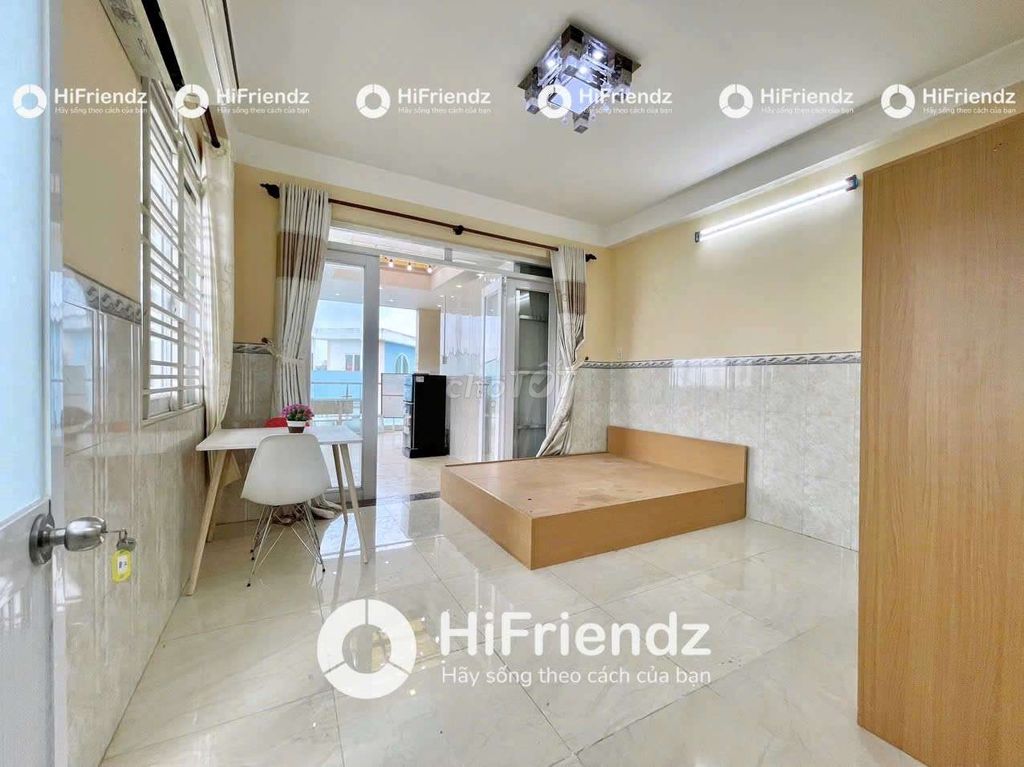 The kitchen balcony studio - full interior - close to the forest park 6