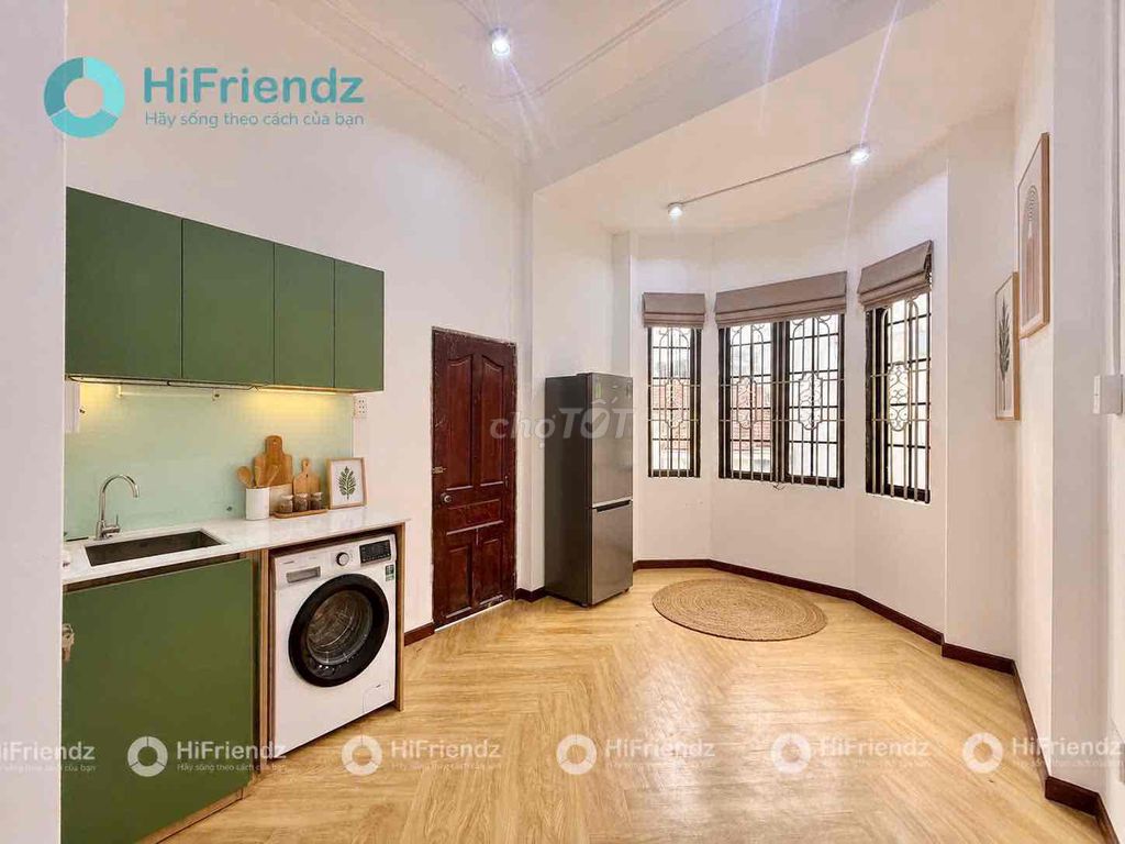 Open a kitchen room, cut the bancol now. Hoàng Văn Thụ.