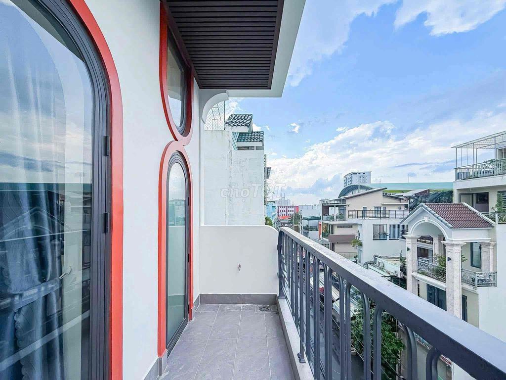 The balcony's clear, clear, Tân Hương!