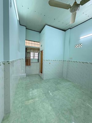 To rent the original Huỳnh Đình Hai into a drug cartel for 8.8 million a month.