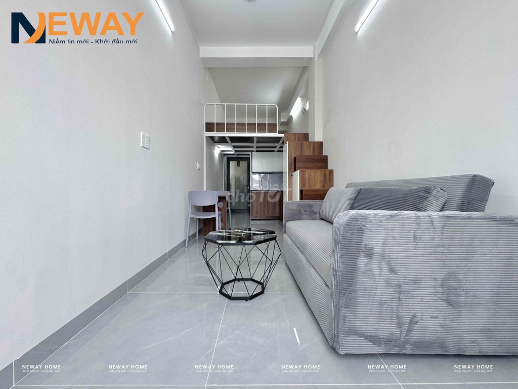 - The new Dupinx apartment. - Right here!