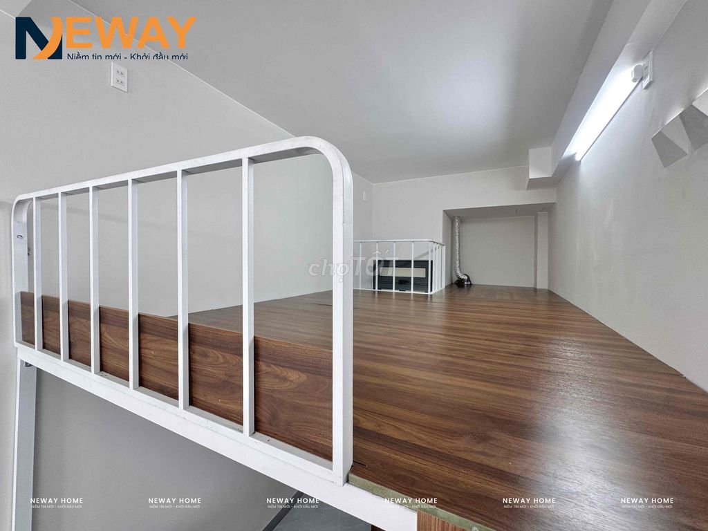 - The new Dupinx apartment. - Right here!