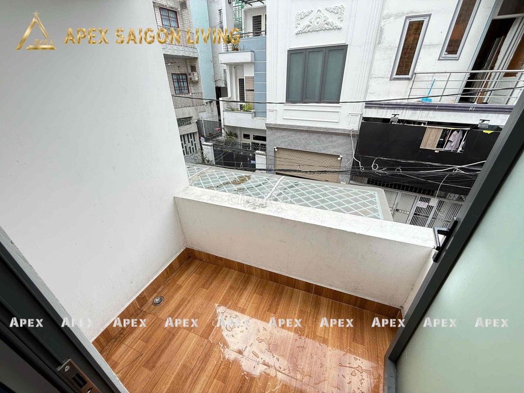 The balcony studio apartment. He's at the University of hutech.