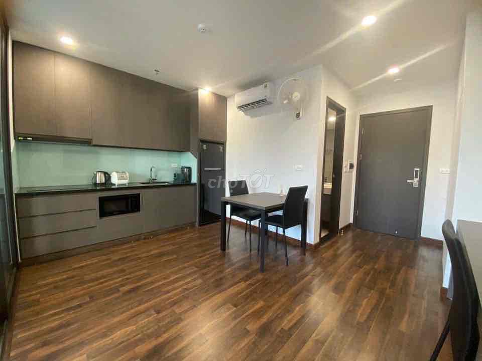 Room one full bedroom, open balcony in the middle of the county.
