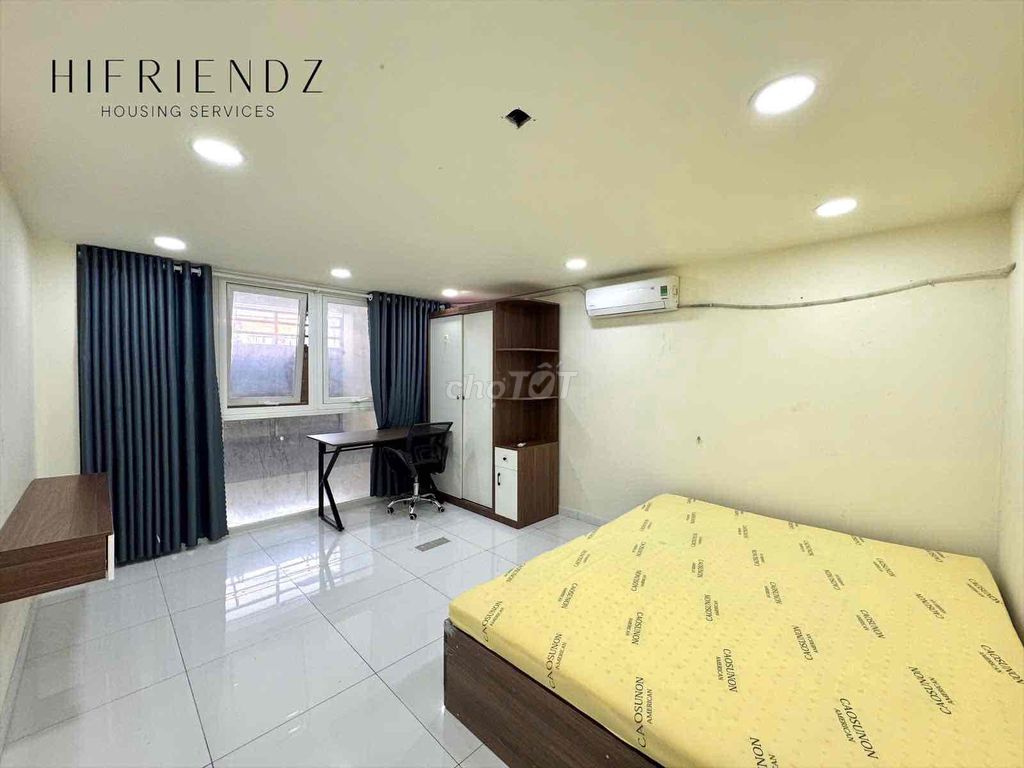 A mini apartment in a bedroom near a medical university, using a medium.