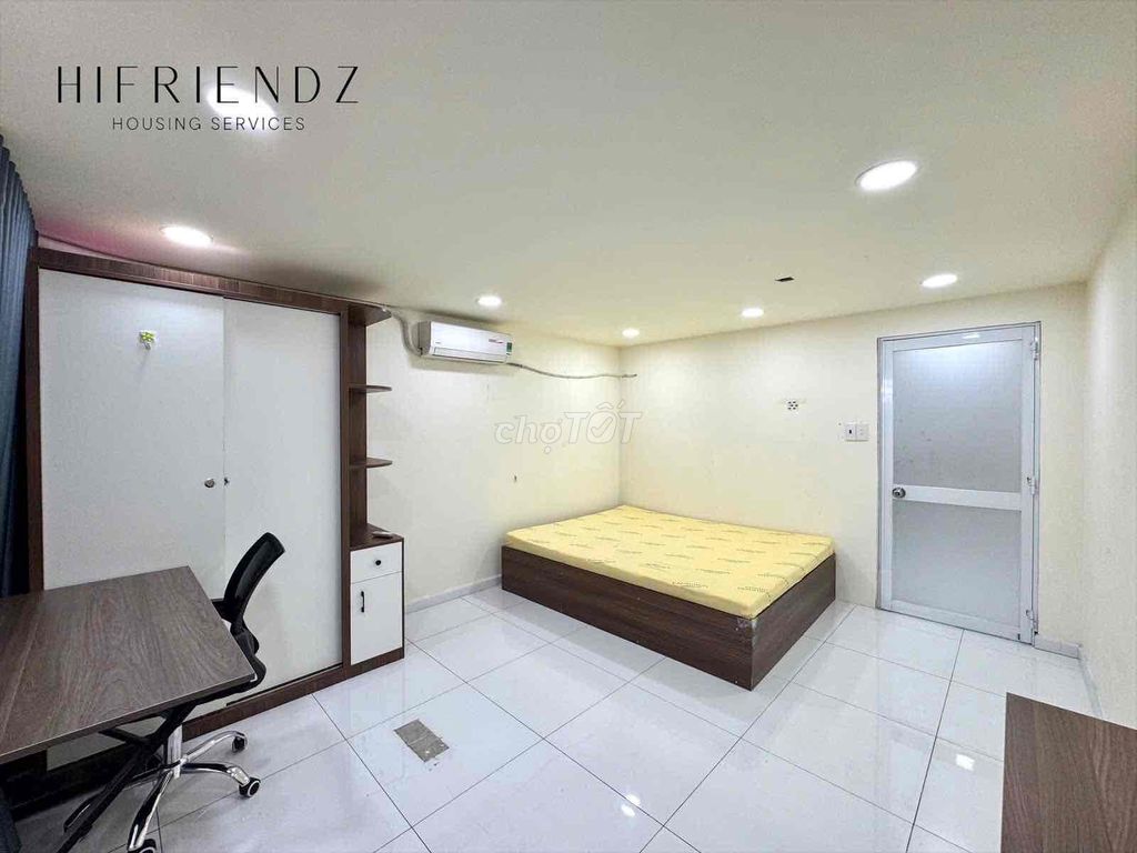 A mini apartment in a bedroom near a medical university, using a medium.