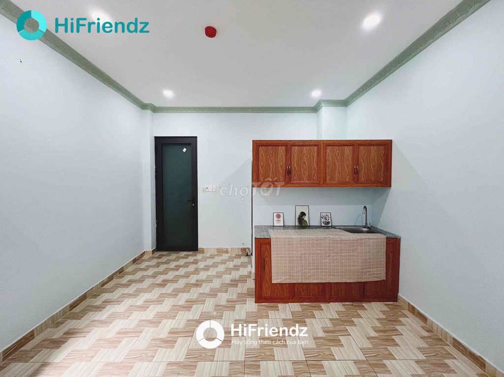Rent the service apartment.