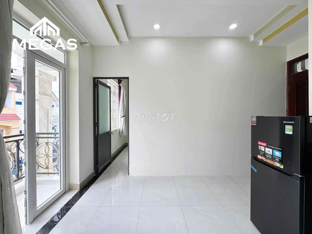Rent a balcony bedroom in Nguyễn Duy Trinh District 2.