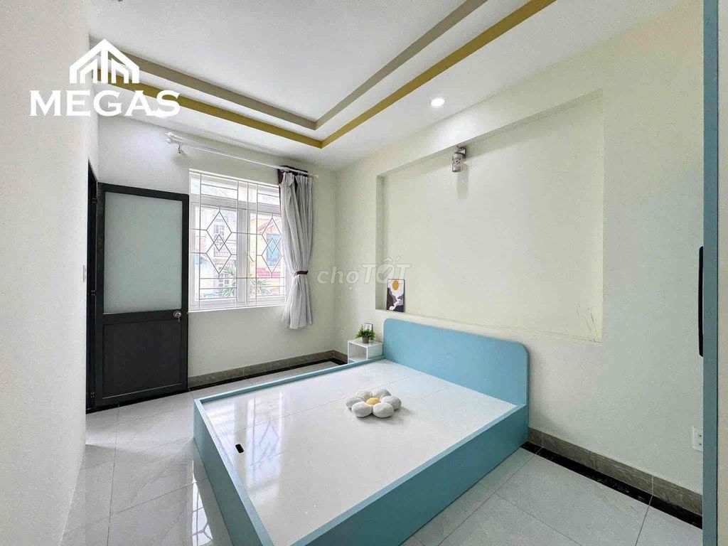 Rent a balcony bedroom in Nguyễn Duy Trinh District 2.