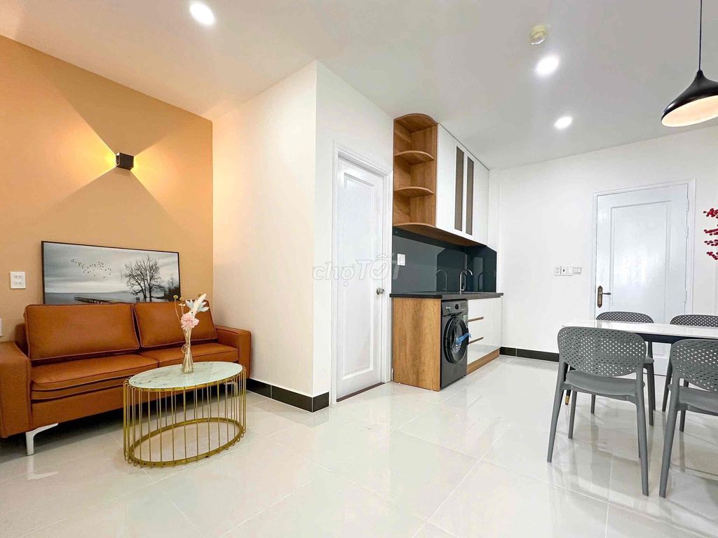 A fine home — where you go home — is chill, living luxry — Tân Bình Guardian
