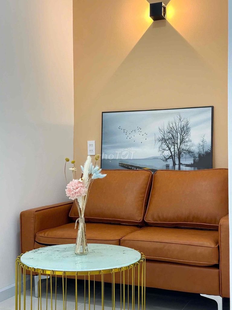 A fine home — where you go home — is chill, living luxry — Tân Bình Guardian