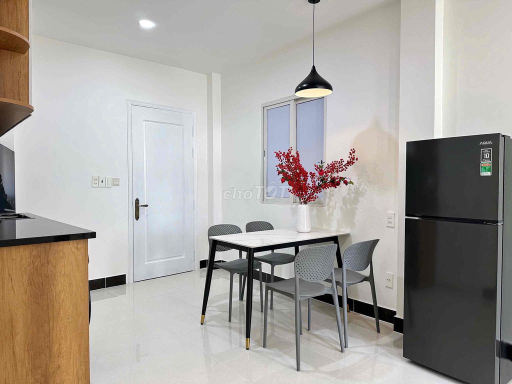 A fine home — where you go home — is chill, living luxry — Tân Bình Guardian