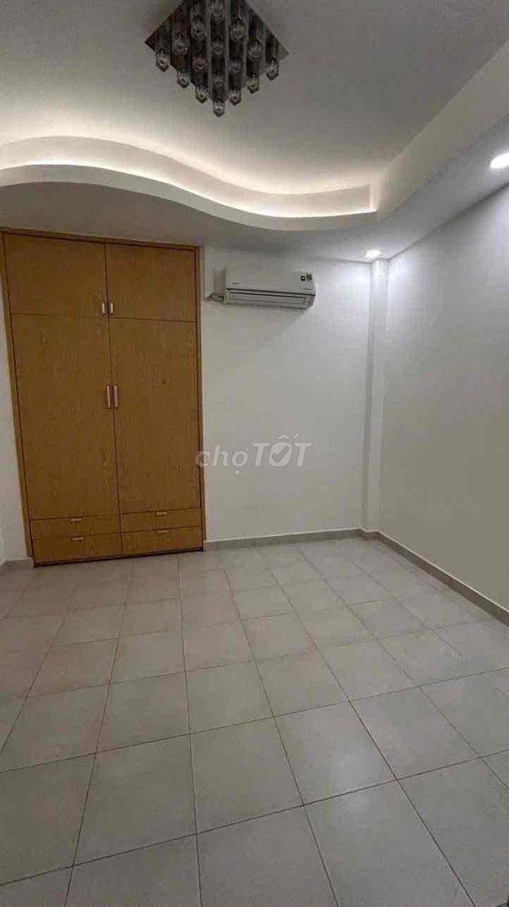 Rent the original four bedrooms next to Ting T.Tân Quy District 7