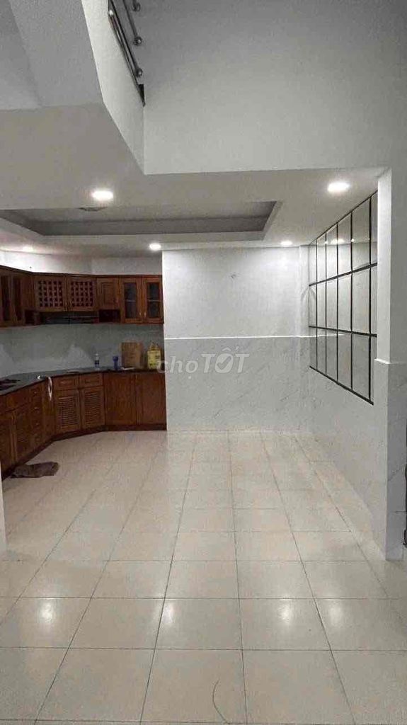 Rent the original four bedrooms next to Ting T.Tân Quy District 7